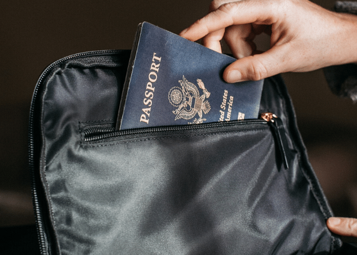 pasaporte y documentos canastilla bebé