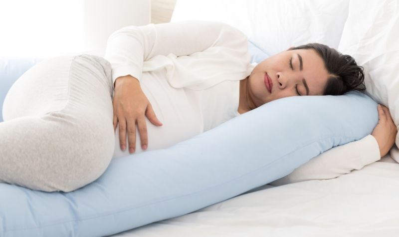 consejos embarazo saludable descansar y dormir 