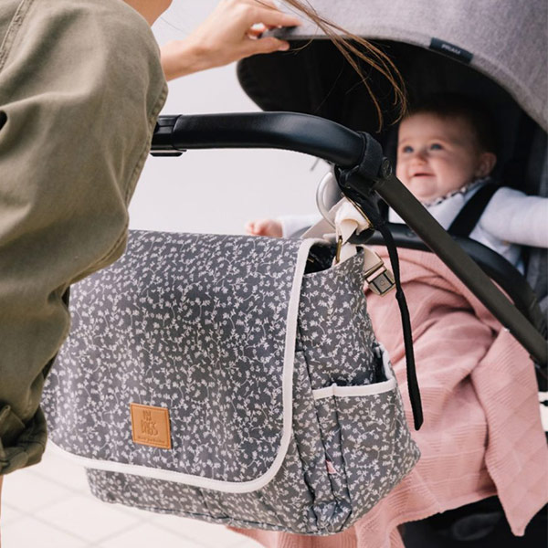 Lista para la maleta hospital: ¿qué llevar para el bebe y la mamá? 1