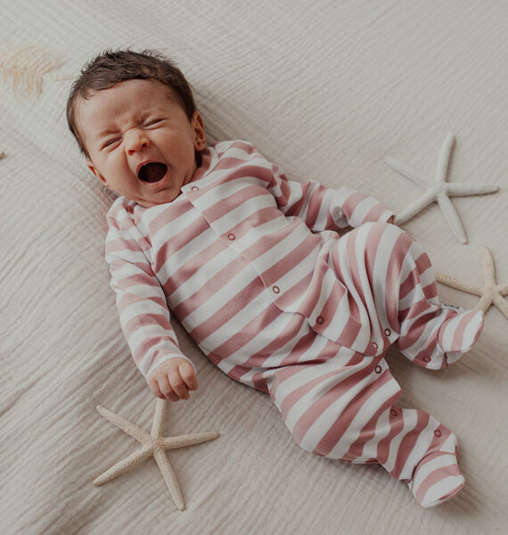 Pijama Largo Rayas con Pie 100% Algodón Bebé