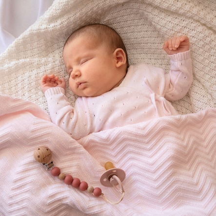 ¿Qué debo comprar de ropa 0 meses para mi bebé? 3