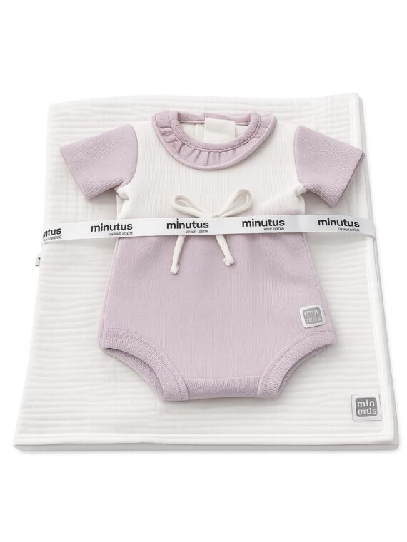 Pack regalo bebé recién nacido · Muselina blanca 70x70 + ranita algodón 100 % Algodón